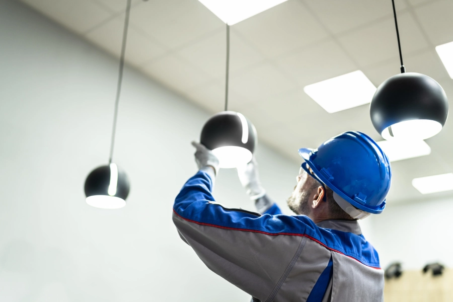 Servicio de Montaje de Iluminarias